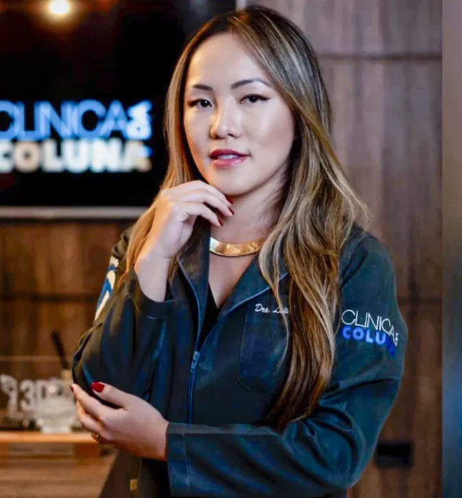 Laís, fisioterapeuta especialista em podoposturologia da Clínica da Coluna